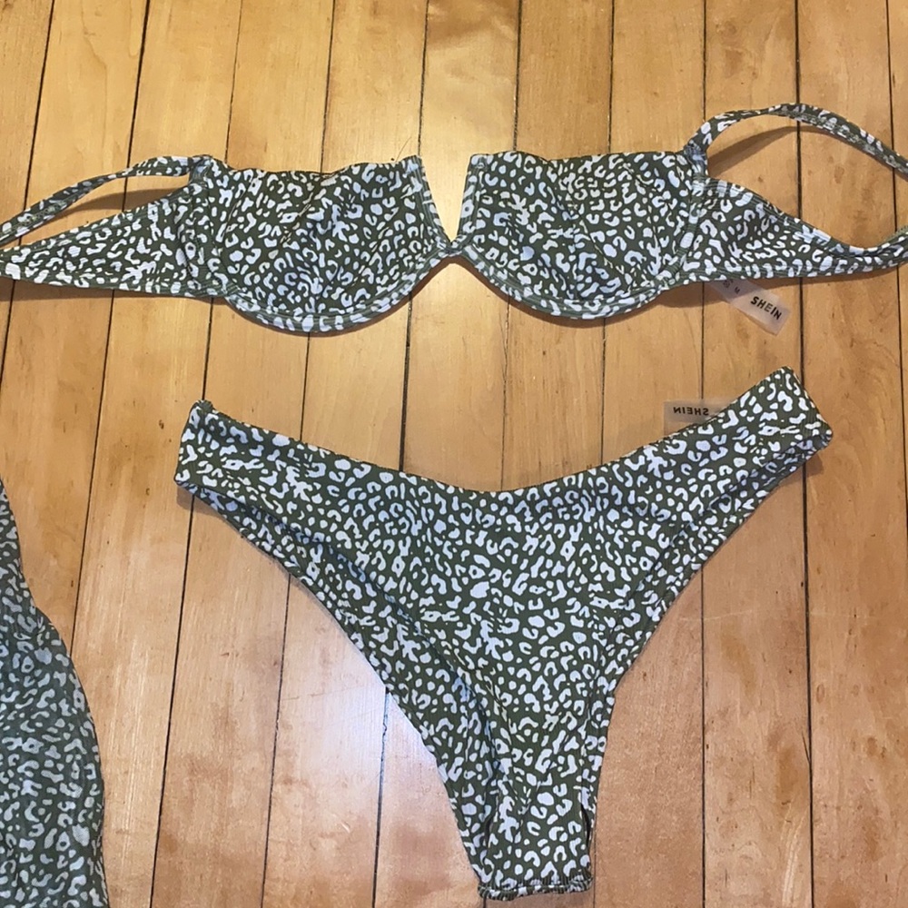 Bikini with wrap skirt
